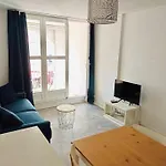 Confort Climatise Avec Wifi A 2mn A Pied De La * Agde